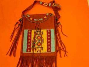 Douglas Fast Horse (Oglala Lakota) – Tasche