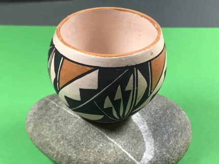LucindaVictorino(Acoma)&#;Töpfchen