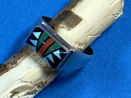 Serena Banteah (Zuni) - Fingerring mit Mosaic Inlay
